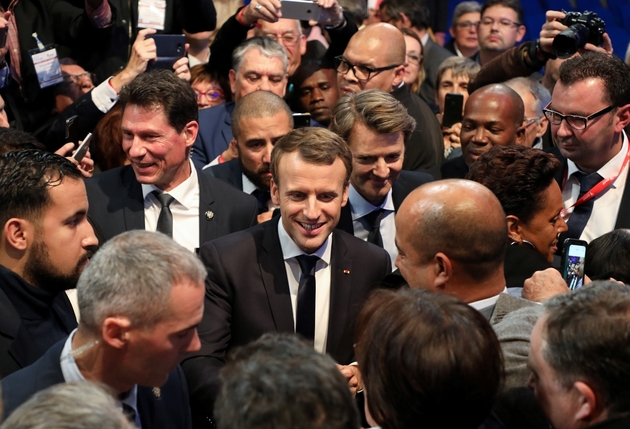 Emmanuel Macron au Congrès des maires de France, à la porte de Versailles à Paris le 23 novembre 2017
