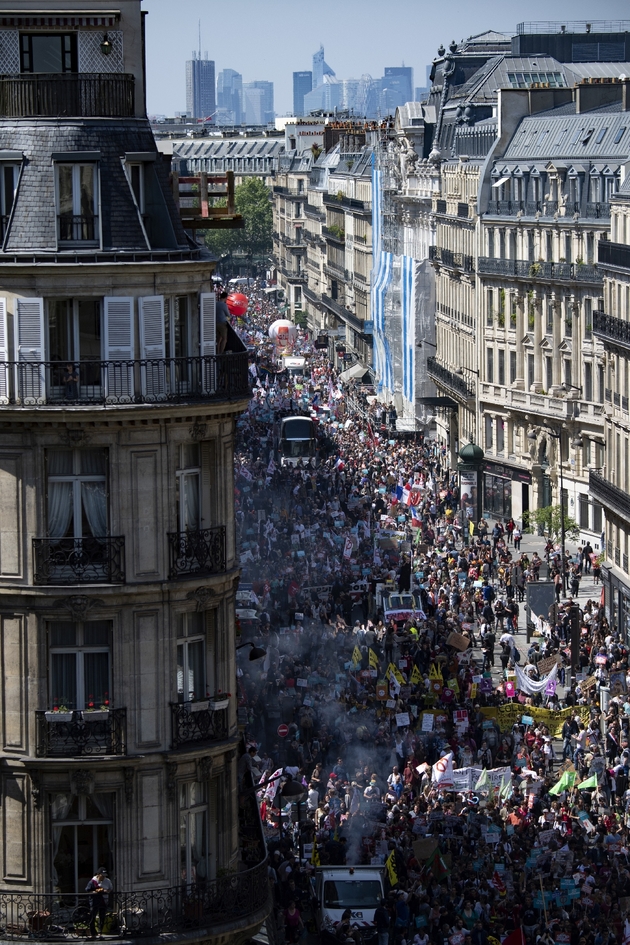 Des dizaines de milliers de manifestants pour la 
