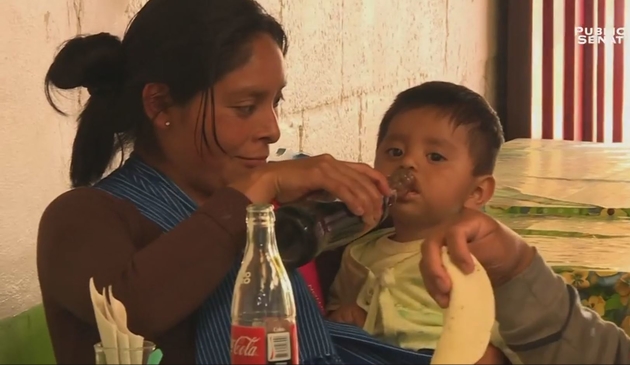 Les mères donnent du Coca cola à leurs enfants dés le plus jeune âge