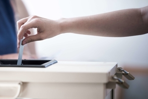 FRA : Elections Legislatives : Bureau de Vote