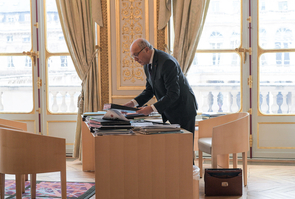 FRA: Laurent Fabius Conseil Constitutionnel