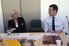 Reims : Marine Le Pen writes her speech at presidential convention