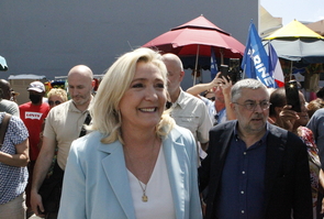 Deplacement de Marine Le Pen en Guadeloupe.