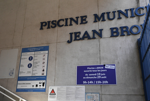 Grenoble : city council session set to scrap its bathing dress code in municipal pools