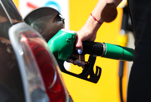 Carburant - Le gouvernement reflechit a de nouvelles aides
