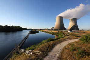 Illustration: centrales nucleaires.