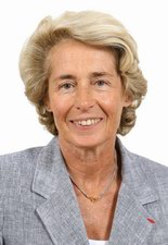 Caroline Cayeux choisit la mairie de Beauvais et quitte le Sénat Caroline Cayeux choisit la mairie de Beauvais et quitte le Sénat