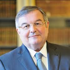 Michel Mercier a quitté le Sénat et reste maire de Thizy-les-Bourgs. Michel Mercier a quitté le Sénat et reste maire de Thizy-les-Bourgs.